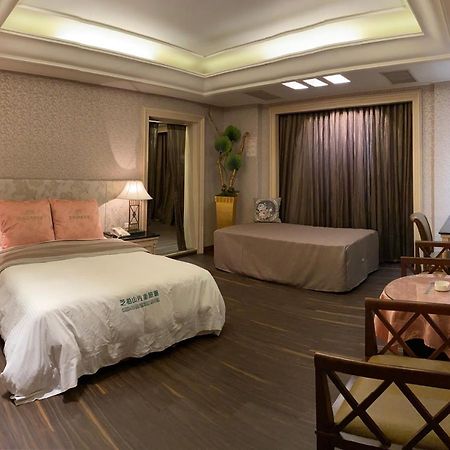 Zhi Baishan Motel Zhunan Esterno foto
