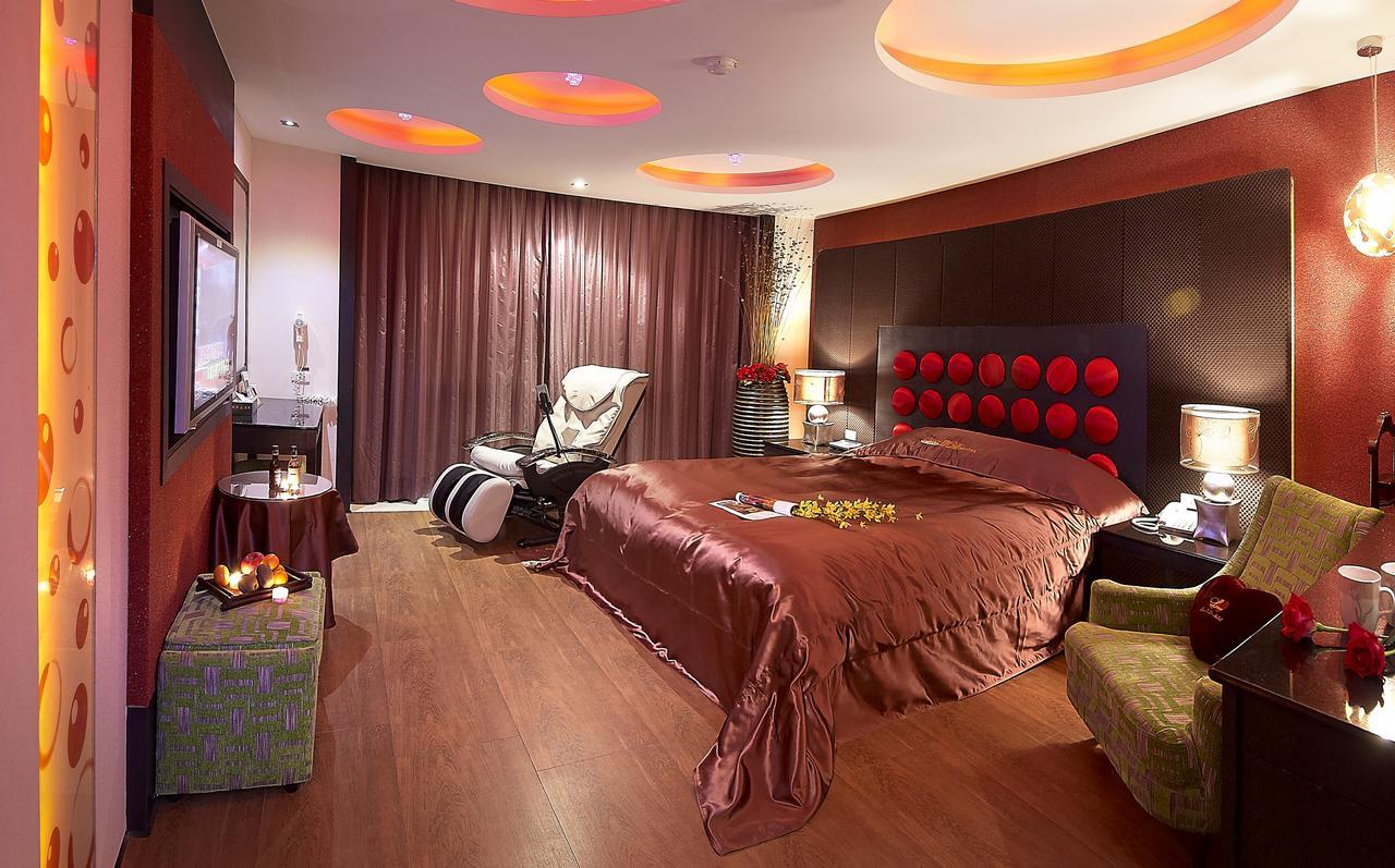 Zhi Baishan Motel Zhunan Esterno foto